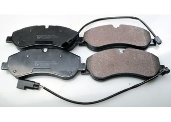 Fren Disk Balata Ön MANDO 015046  BK212K021A 1763915 1824121 1829400 1840479 1842632 1916326 2005987 2006028 2162266 2391870 2511669 BK212K021AA BK212K021AB BK212K021AC BK312K021AC BK312K021AD BK312K021AE BK312K021AF CK4Z2001A MEBK2J2K021AA BK21-2K021-AA