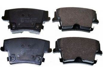 Fren Disk Balata Arka VALEO 671812  5142561AA 5137672AA 5139191AA 5142560AA 5142 560AA 5142 561AA 5142566AA 5142 566AA 5142560AB 5142561AB 5142566AB K05139191AA K05142561AA K05142561AB K05142566AA K05142566AB K05142566AC