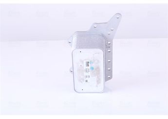 Motor Yağ Soğutucu  NISSENS 91125  A6221800011 152081926R 4423048 6000616620 6221800011 95517861