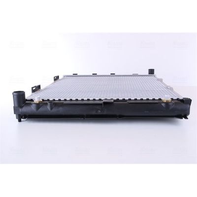 Su Radyatörü  Mercedes 124 Sedan (BM 124)(11.1984->)  NISSENS 62695A