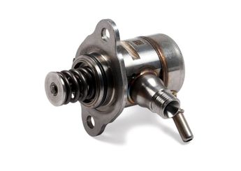 Mazot Pompası  VOLKSWAGEN ORJINAL 05E127027  5E127027 5E127027D 5E127027J 05E127027 05E127027D 05E127027J