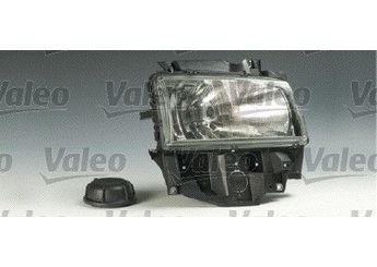 Far Lambası Sağ VALEO 086386  701941018B 701941010K 7D1941010E 7D1941010H