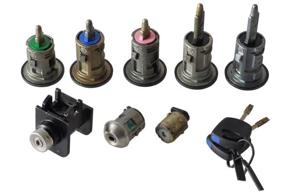 Kapı Kilit Şifresi  HELLUX HLC600183