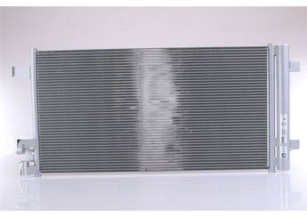 Klima Radyatörü  BSG 90-525-033  2Q0816411A