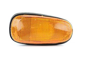 Çamurluk Sinyali Sağ veya Sol BSG 65-810-002  1713011 9117660 09117660