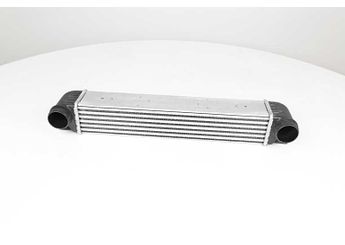 Turbo Radyatörü  BSG 15-535-008  17512247359 17 51 2 247 359 17512247363 17 51 2 247 363 2247359 2 247 359 2247363 2 247 363