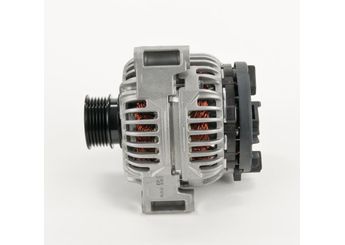 Alternatör  BOSCH 0 124 515 046  111547202 011 154 72 02 111 547 202 A0111547202 A 011 154 72 02