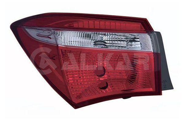 Stop Lambası Dış Sol Toyota Corolla (E18)(06.2013->)  MADE IN TAIWAN 8156102760C