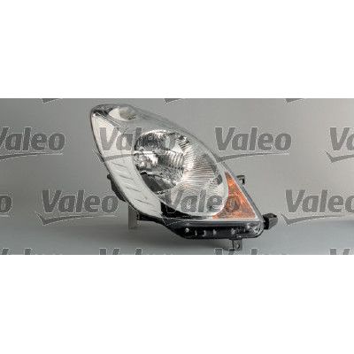 Far Lambası Sol Nissan Note (E11E)(01.2006->)  VALEO 043321