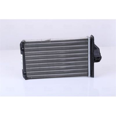 Kalorifer Radyatörü  Chrysler Voyager (GS/ GH)(1996->)  NISSENS 70975