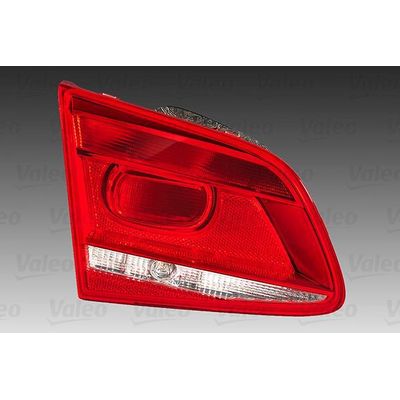 Stop Lambası İç Sol Volkswagen Passat (362)(10.2010->2014)  VALEO 044515