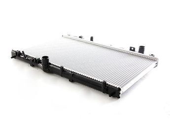 Su Radyatörü  BSG 62-520-003  52015584 8602106 860 2106 8602107 860 2107 MB925662 MR187415 MR911492