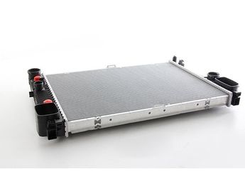 Su Radyatörü  BSG 60-520-046  6G918005FDLR006715LR039530LR039623LR006714LR002641LR000583 6G91 8005 FD LR006715 LR039530 LR039623 LR006714 LR002641 LR000583 2215000003 221 500 00 03 2215000203 221 500 02 03 2215000503 221 500 05 03 2215002603 221 500 26 03 2215003103 221 500 31 03 A2215000003 A 221 500 00 03 A2215000203 A 221 500 02 03 A2215000503 A 221 500 05 03 A2215002603 A 221 500 26 03 A2215003103 A 221 500 31 03