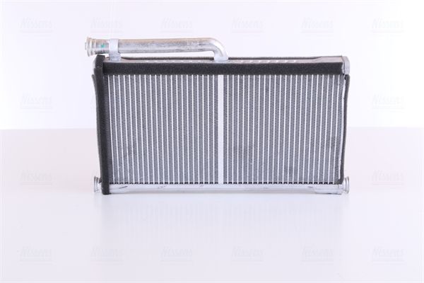 Kalorifer Radyatörü  Audi A6 Sedan (4F2)(03.2004->)  NISSENS 70233