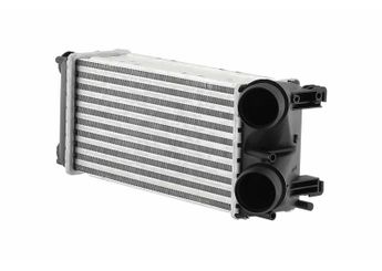 Turbo Radyatörü  HELLA 8ML 366 470-951  384L4 0384L4