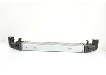 Turbo Radyatörü  MERCEDES ORJINAL 204 500 03 00 OR  A2045000300 2045000300 204 500 03 00 A 204 500 03 00