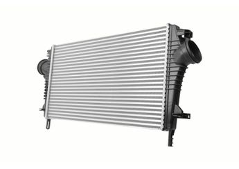 Turbo Radyatörü  HELLA 8ML 366 340-401  1302647 13241751