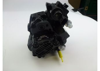 Mazot Pompası  PSA ORJINAL 1920FZ  1920FZ 96481471 96492841 96518443 1230996 1313844 3M5Q9A543AA 3M5Q9A543AB Y60113800A9A Y60113800A 36000262 8603491 1920 FZ 96 481 471 96 492 841 96 518 443 3M5Q9 A543 AA 3M5Q9 A543 AB Y601 13800A -9A Y601-13-800A