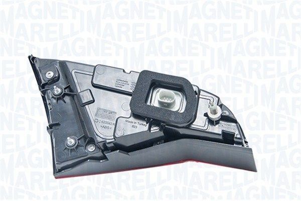 Stop Lambası İç Sol Audi A8 (4HC/4HL)(11.2013->)  MAGNETI MARELLI 715011113011