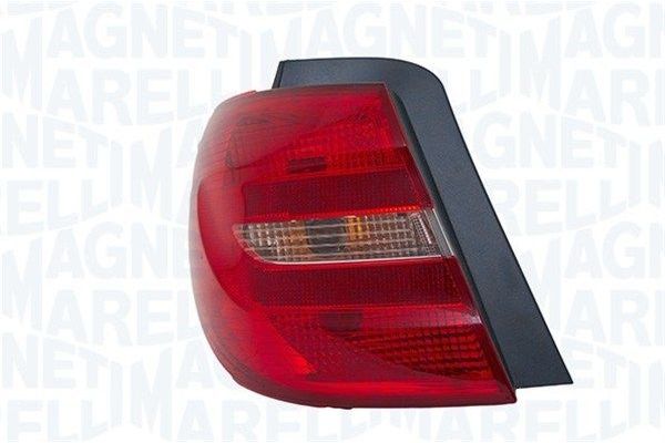 Stop Lambası Dış Sağ Mercedes B -Serisi (BM 242)(12.2012->)  MAGNETI MARELLI 715011112002