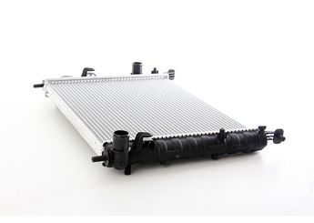 Su Radyatörü  BSG 25-520-026  A0995006903 51718122 51806901